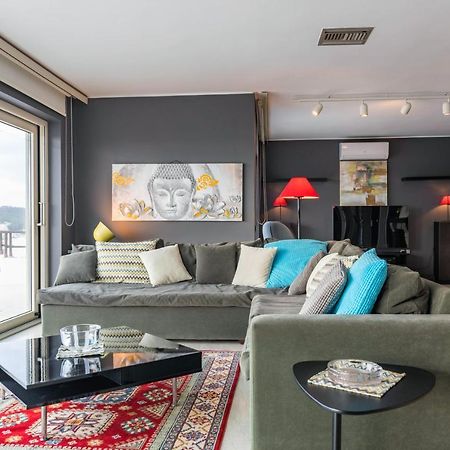 Sunlight House - Palatial Fully Equipped Apartment Near The Sea เอเธนส์ ภายนอก รูปภาพ