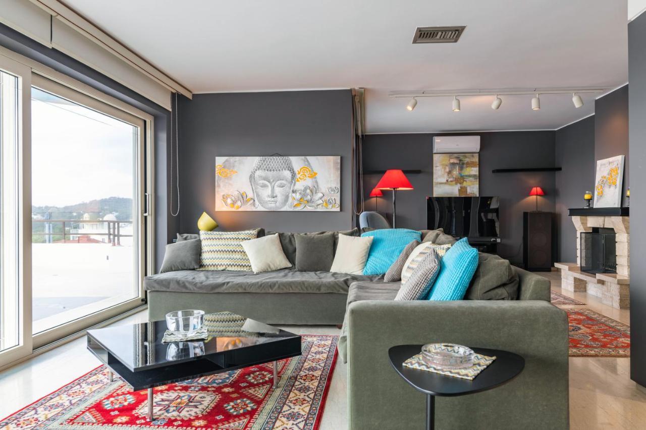 Sunlight House - Palatial Fully Equipped Apartment Near The Sea เอเธนส์ ภายนอก รูปภาพ