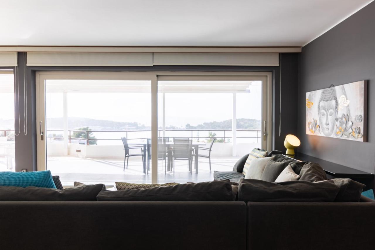 Sunlight House - Palatial Fully Equipped Apartment Near The Sea เอเธนส์ ภายนอก รูปภาพ
